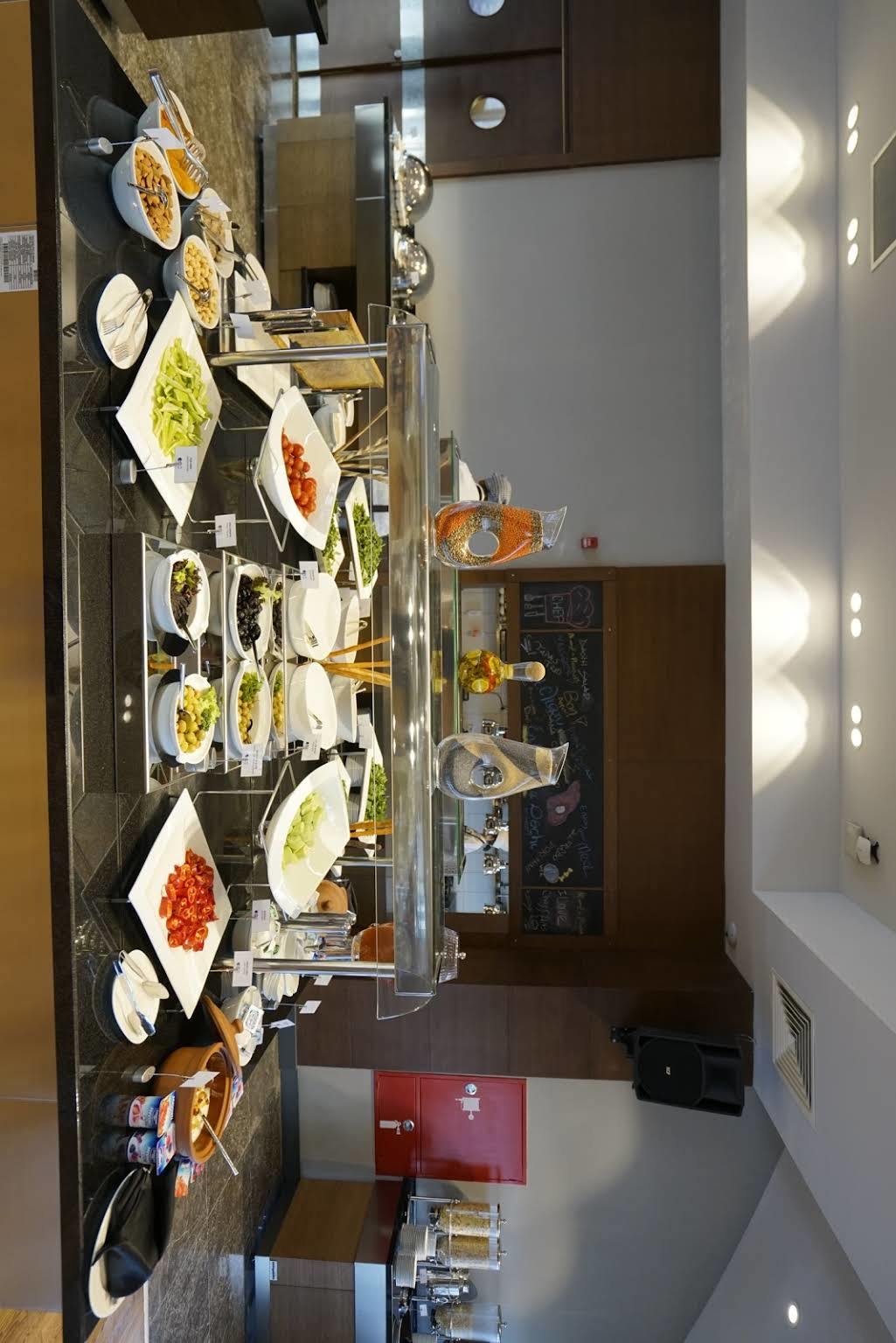 Point Hotel Анкара Екстериор снимка
