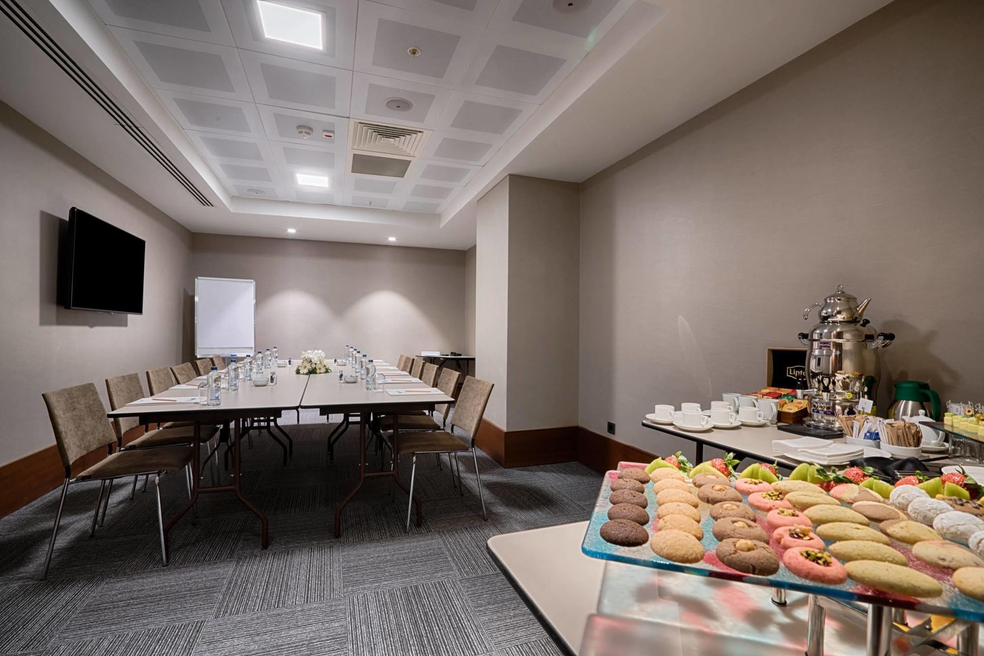 Point Hotel Анкара Екстериор снимка